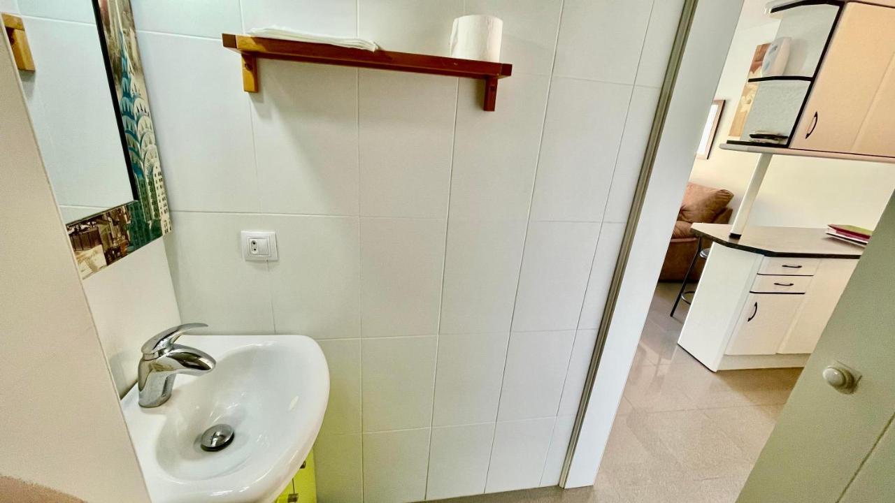 Bulto Carihuela Apartment Torremolinos Exterior photo